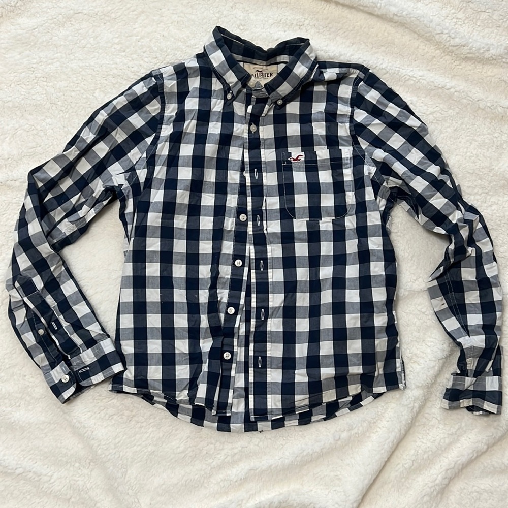 Hollister XL button up.